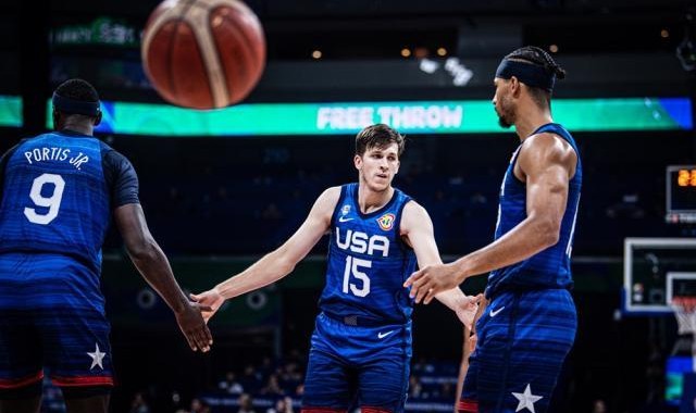 中国体育APP-里夫斯持续闪耀世界杯赛场，他的进步还未到尽头