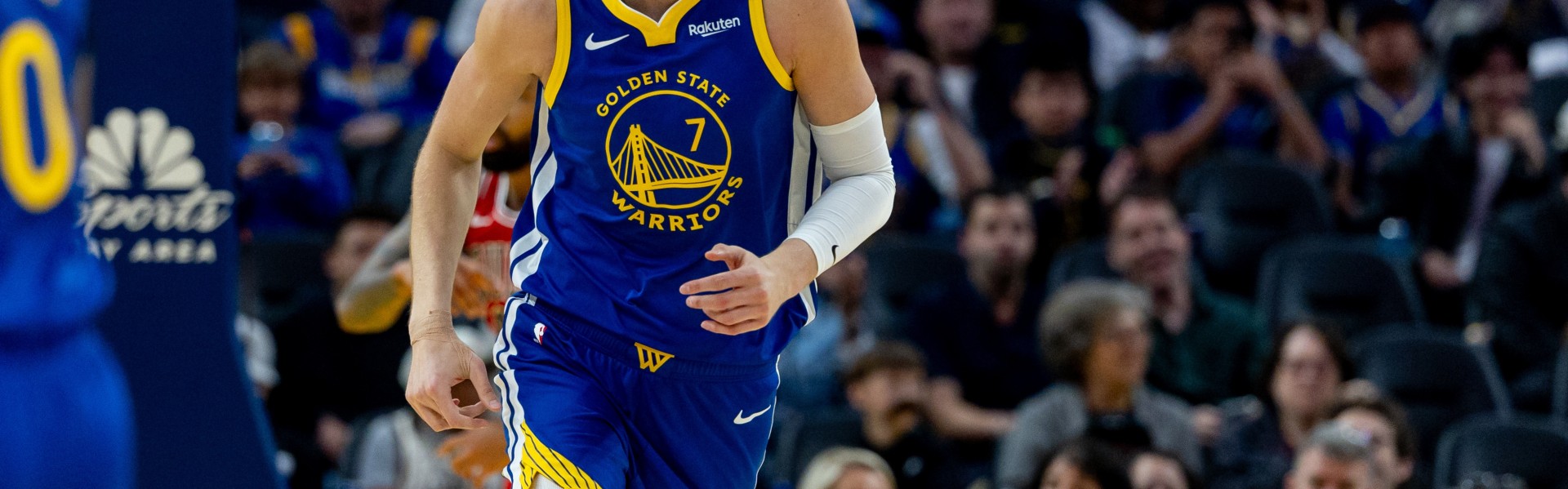 体育APP-科尔：我们一直很期待今天的首发阵容 具备多样性、控球和投射