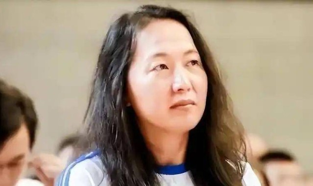 体育APP-退役后移居美国，3个孩子3个爹，52岁奥运冠军王军霞现在还好吗？|奥运会|亚特兰大|教练|运动员|婚姻_新浪体育_新浪新闻