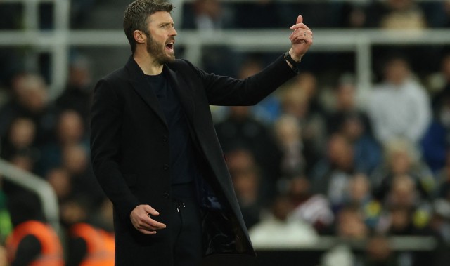 中国体育APP-曼晚：卡里克获曼联更衣室力挺，转正的可能性越来越大