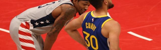 中国体育APP-库里PK比尔引众人关注 得分王之争却变成打铁大战