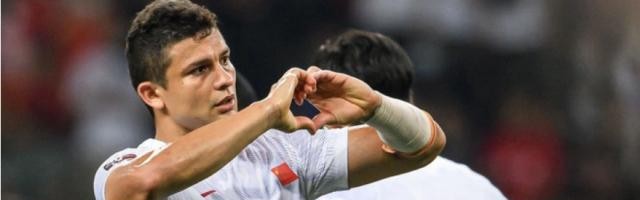 首页-越媒：中国队最后阶段“变脸” 心悸归化球员+武磊