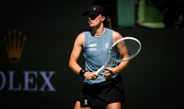 斯瓦泰克横扫穆霍娃，连续五年进印第安维尔斯八强