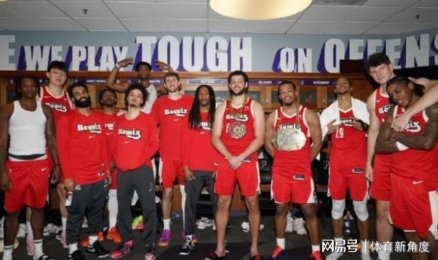 体育娱乐-16投14中，杨瀚森豪取31+8+2，手感太变态